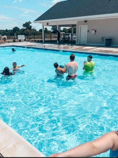 Seasonal Neighborhood Pool